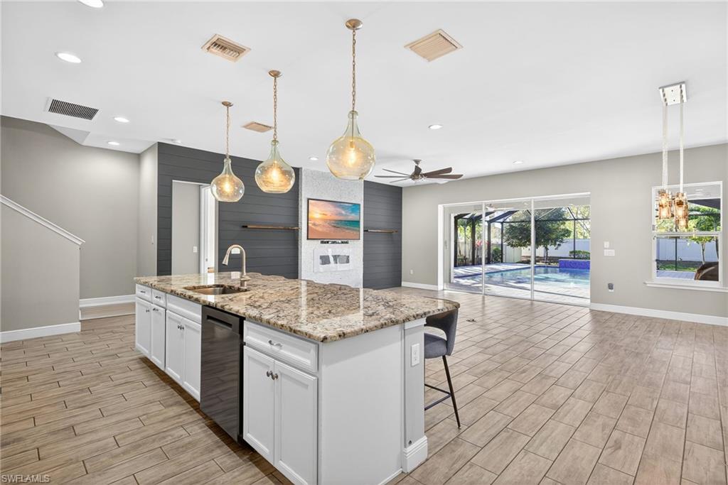 3328 Pilot Circle Naples, FL 34120 - Photo 16 of 49