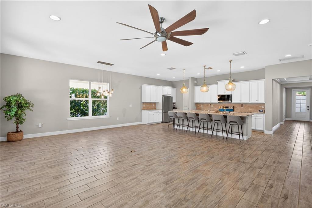 3328 Pilot Circle Naples, FL 34120 - Photo 7 of 49