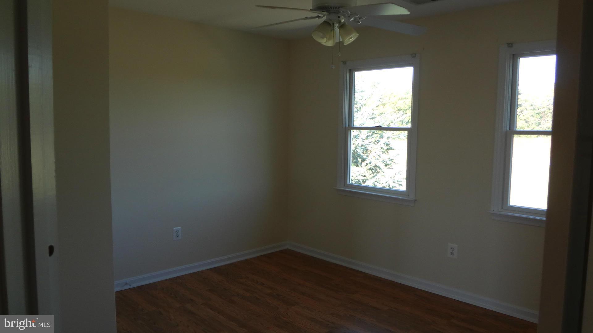 15900 Barnesville Road Boyds, MD 20841 - Photo 13 of 30 an empty room with a window