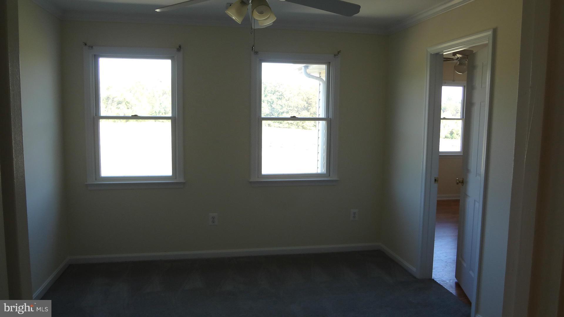 15900 Barnesville Road Boyds, MD 20841 - Photo 19 of 30 a room that has a window in it