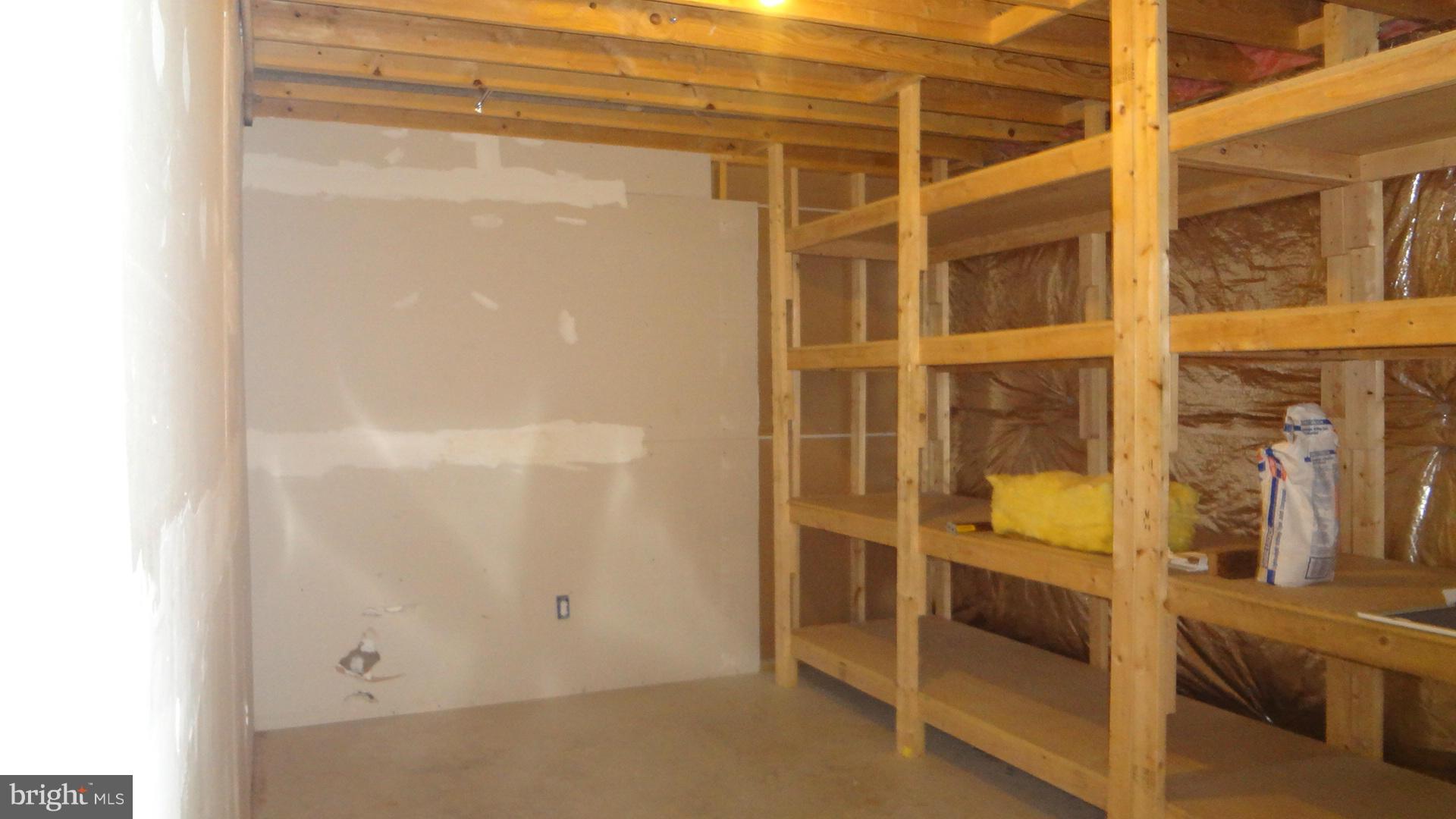 15900 Barnesville Road Boyds, MD 20841 - Photo 27 of 30 a view of walk in closet