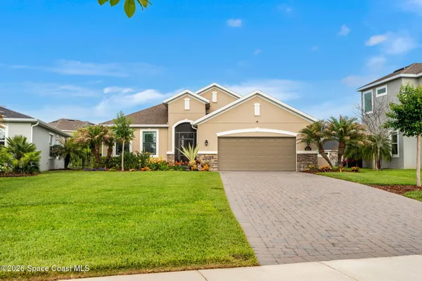$660,000 | 8232 Paragrass Avenue, Melbourne, FL 32940