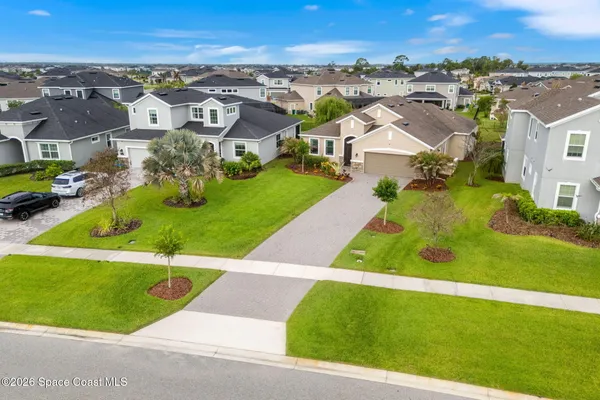 $660,000 | 8232 Paragrass Avenue, Melbourne, FL 32940