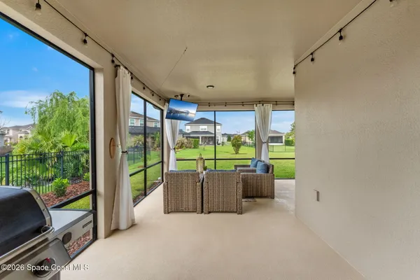 $660,000 | 8232 Paragrass Avenue, Melbourne, FL 32940