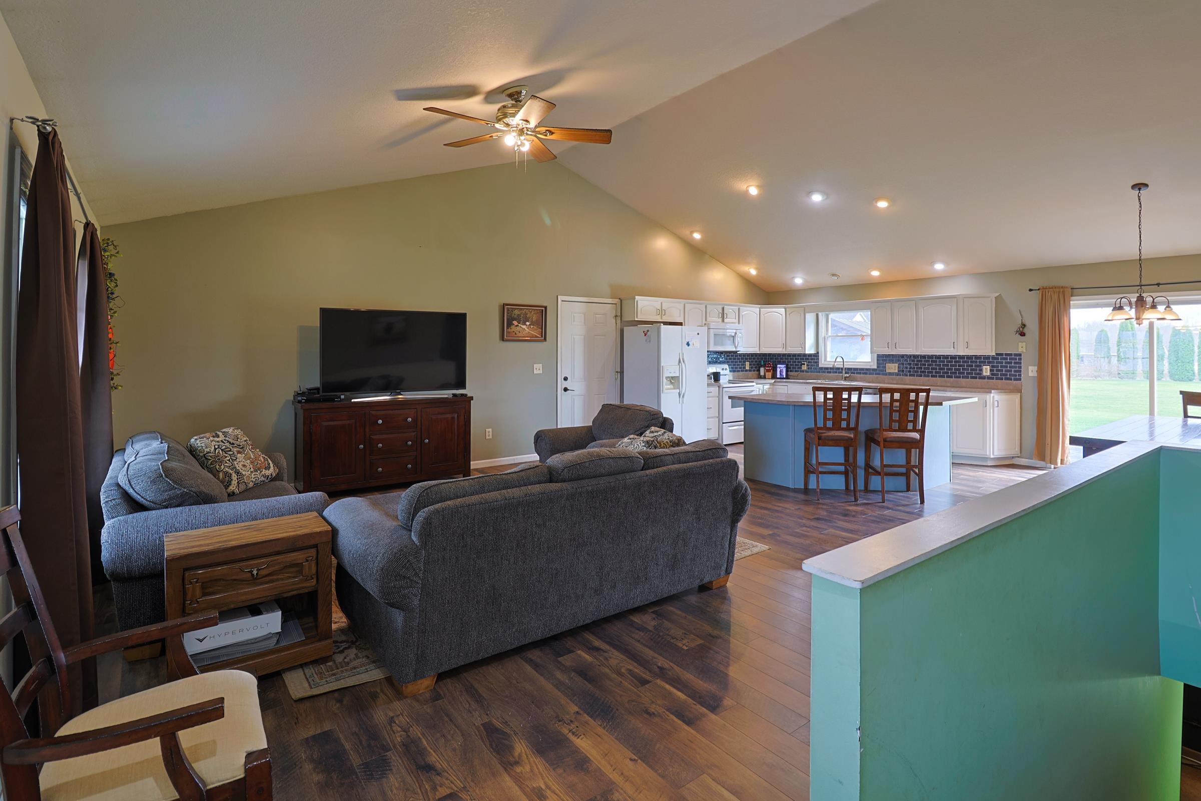 7565 South Wise Road Shepherd, MI 48883 - Photo 9 of 27