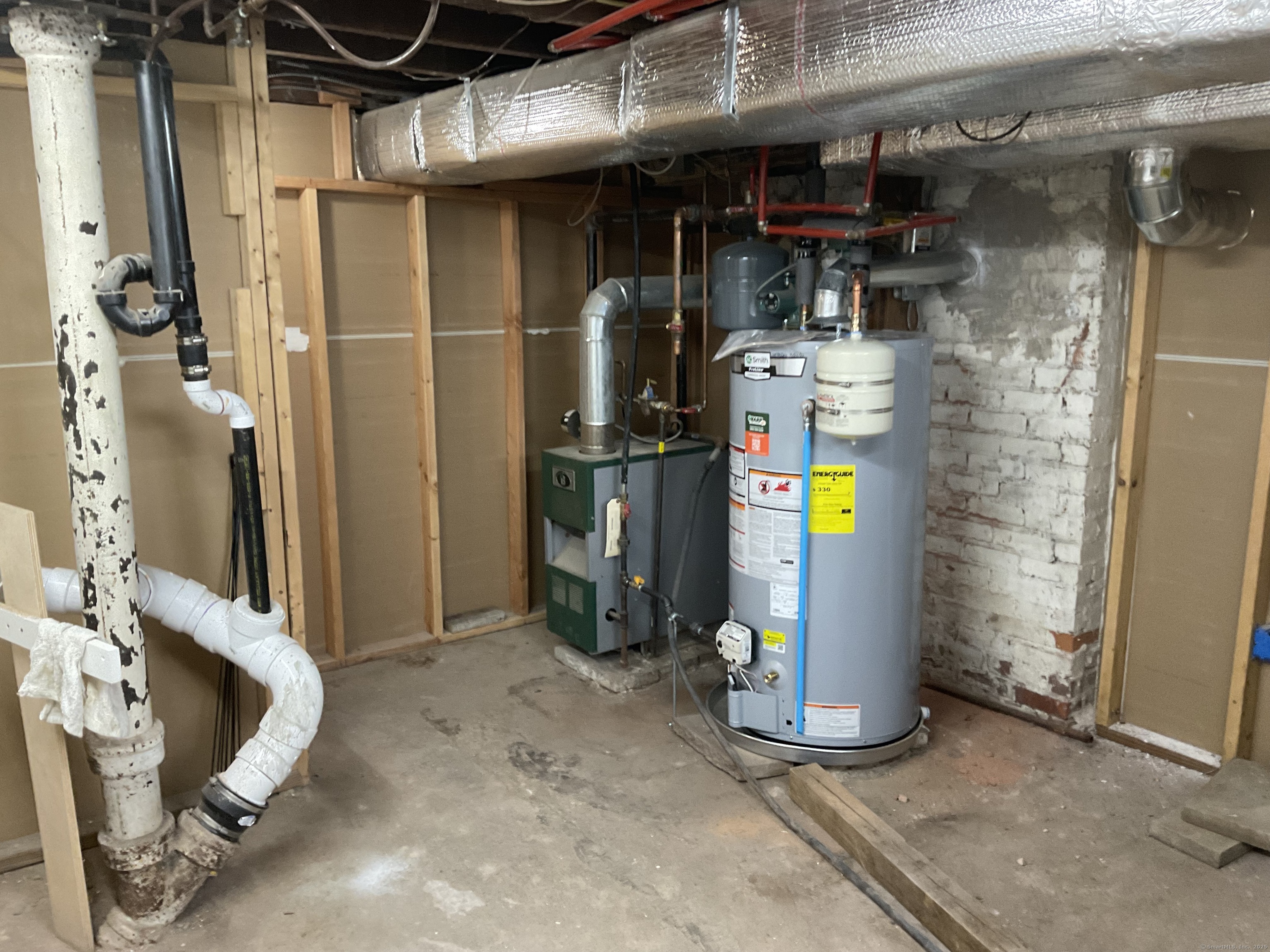 37 Westminster Street Hamden, CT 06518 - Photo 23 of 33 a view of a storage & utility room