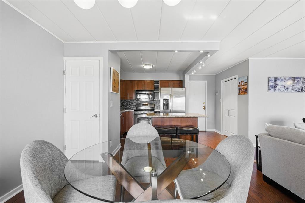5 Bayard Road, Unit 810 Pittsburgh, PA 15213 - Photo 12 of 43 Dining Room