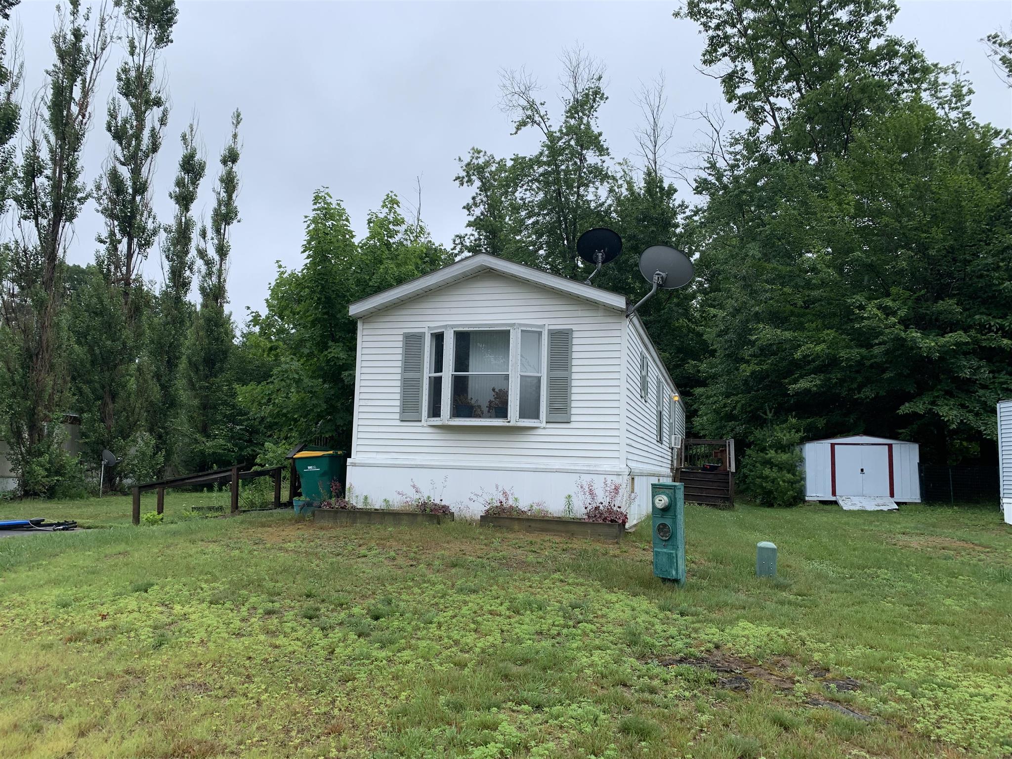 4 Henry Drive Rochester, NH 03839 - Photo 1 of 14