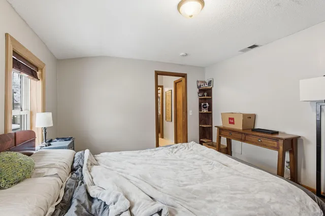 $349,900 | 1408 Washington Street Northeast, Minneapolis, MN 55413