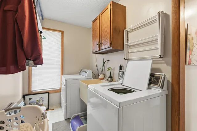 $349,900 | 1408 Washington Street Northeast, Minneapolis, MN 55413