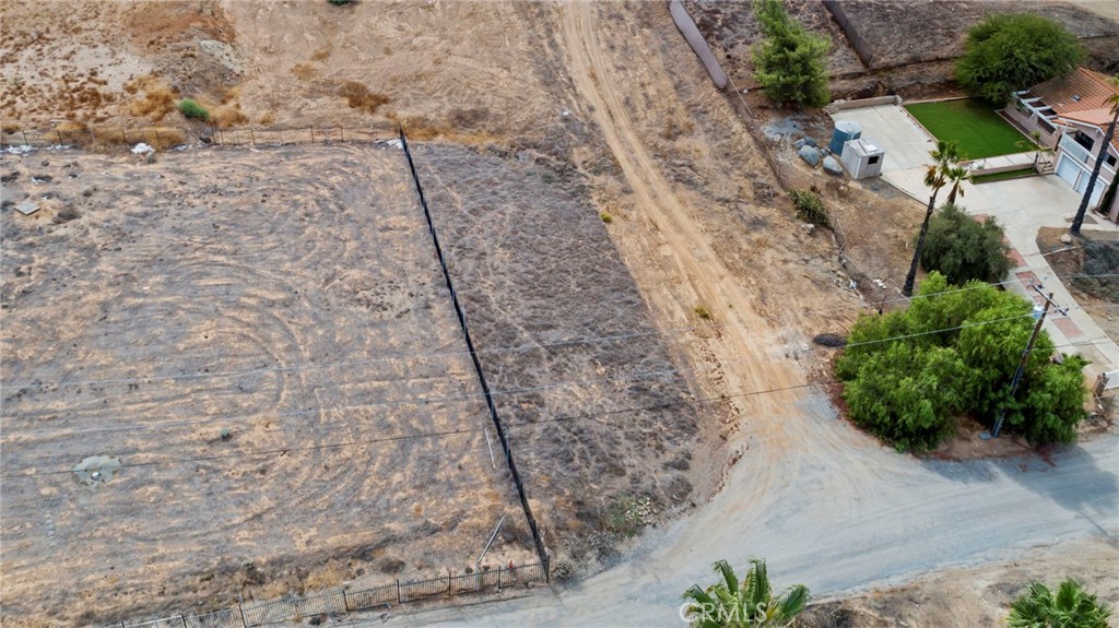 0 Rd Runner Ridge Riverside, CA 92503 - Photo 4 of 11 a view of a backyard