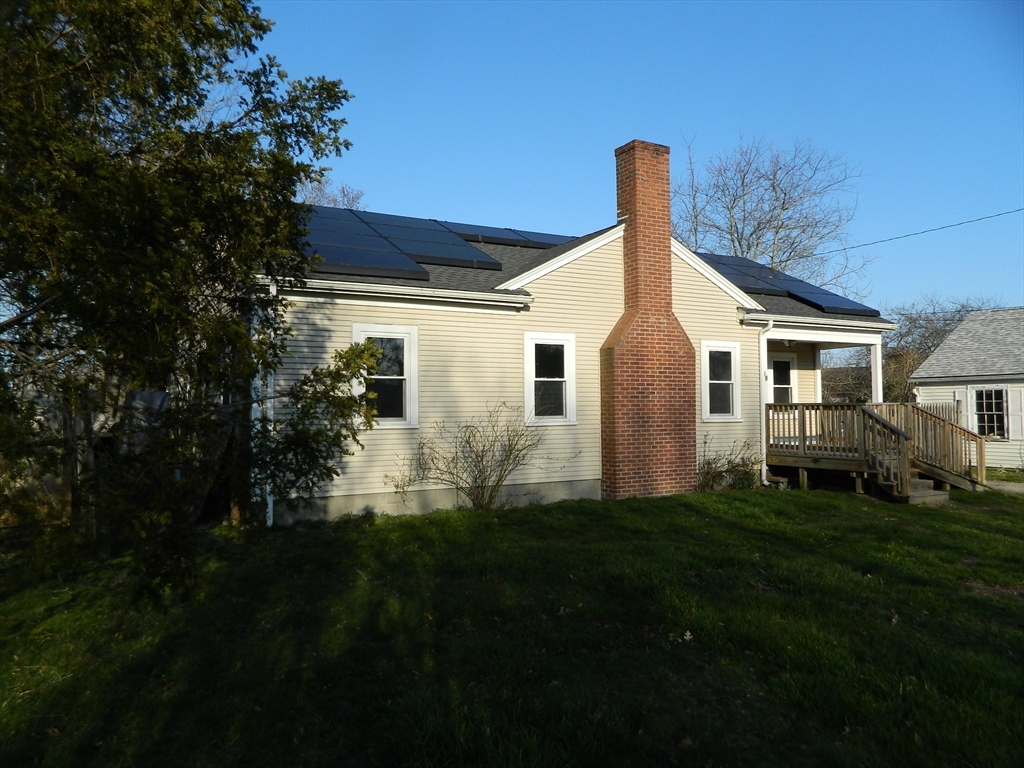 18 Murphy Road Barnstable, MA 02601 - Photo 2 of 20