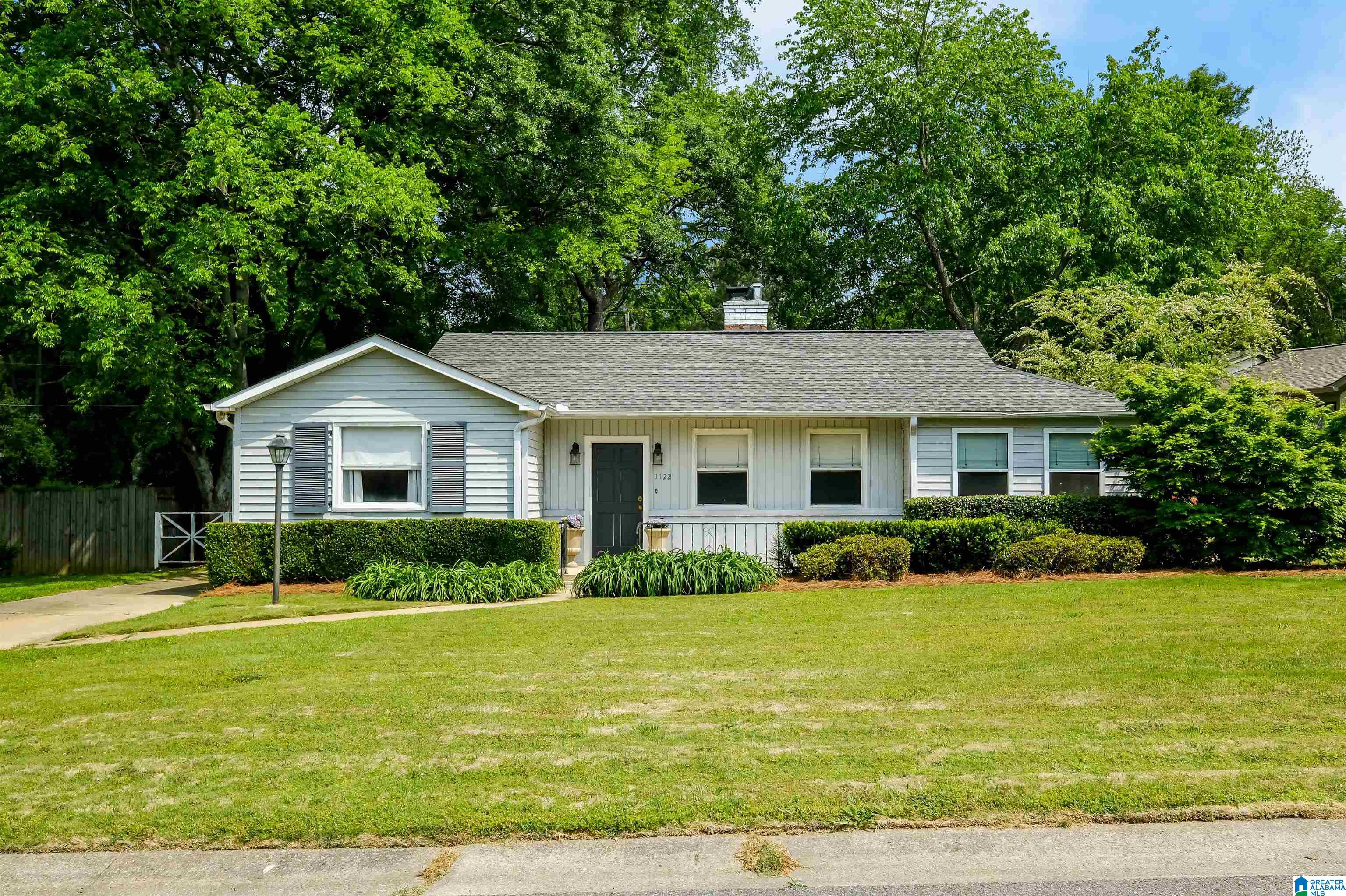 1122 Sims Avenue Birmingham, AL 35213 - Photo 2 of 41