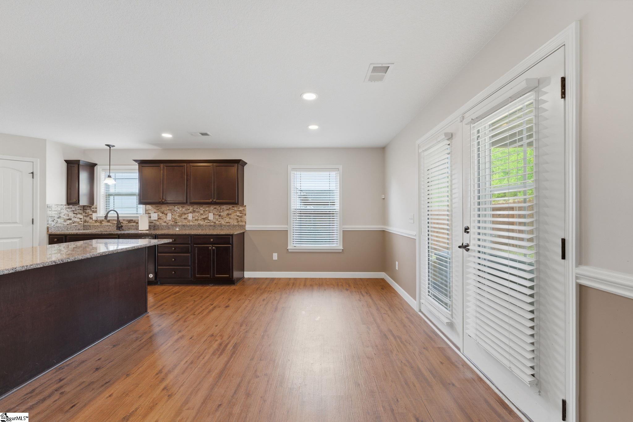 211 Sunward Path Inman, SC 29349 - Photo 6 of 36
