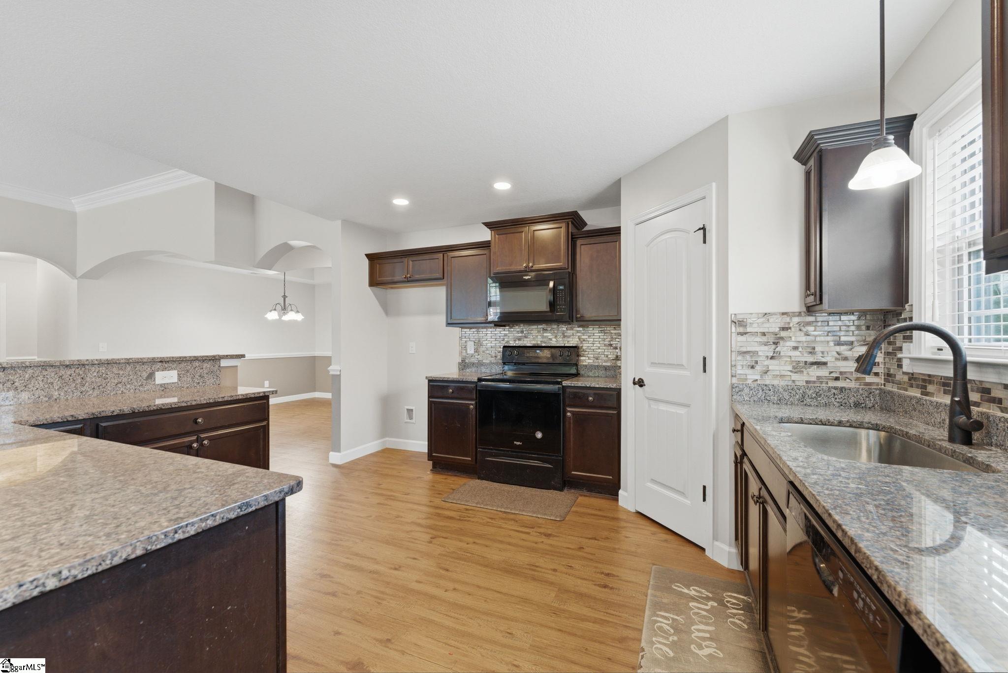 211 Sunward Path Inman, SC 29349 - Photo 10 of 36