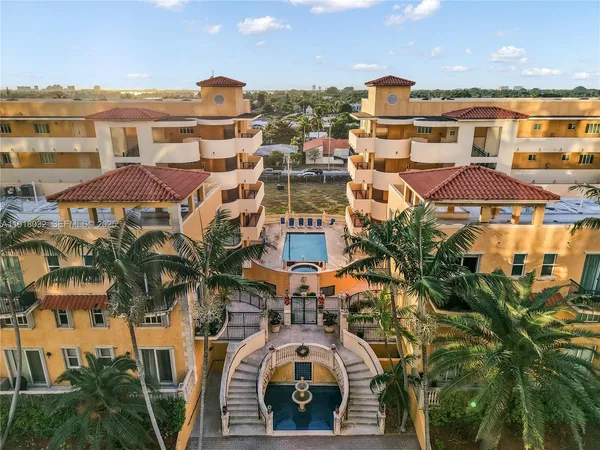 $429,900 | 8888 Collins Avenue, Unit 103, Surfside, FL 33154