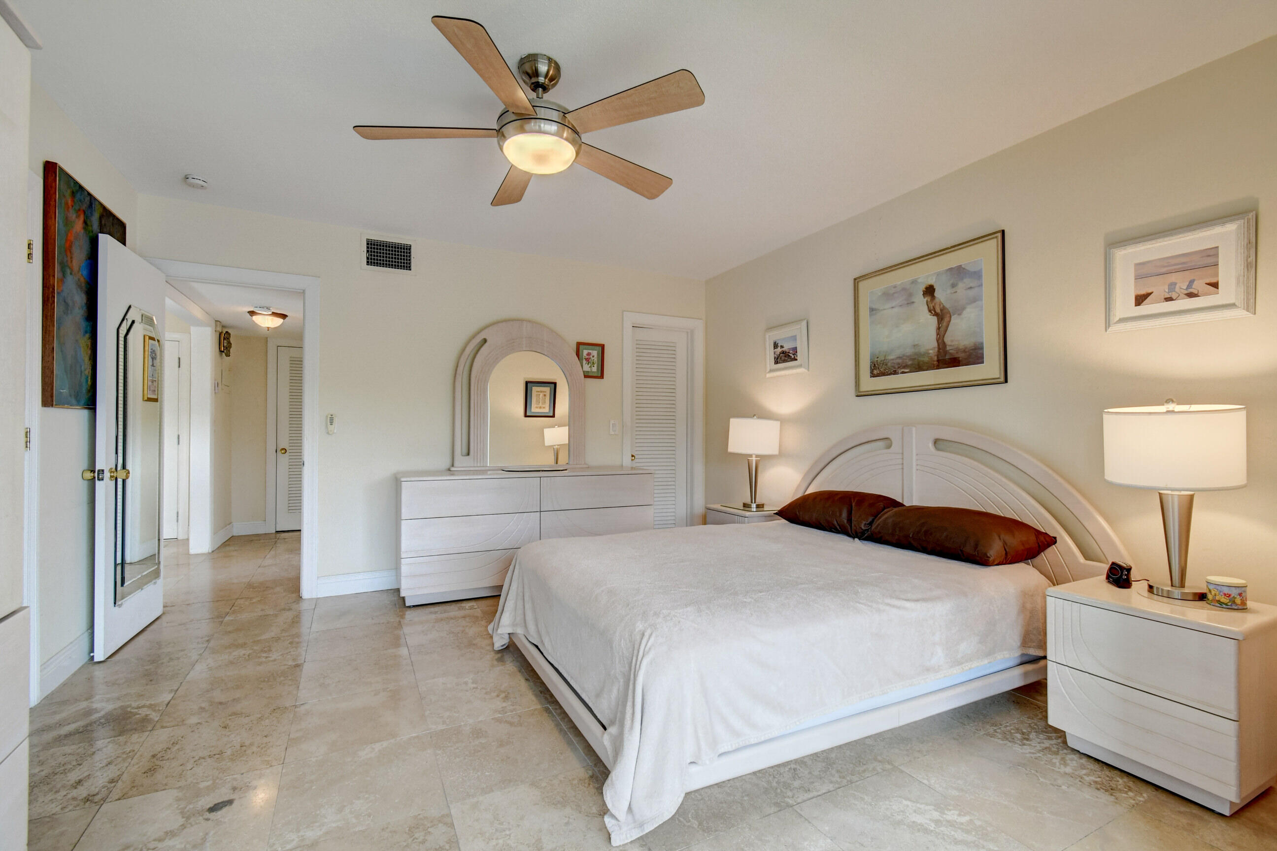711 Northeast Harbour Terrace, Unit 4120 Boca Raton, FL 33431 - Photo 14 of 28 13 Master bedrrom N