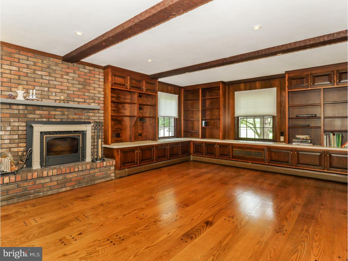 109 East Ferry Road Yardley, PA 19067 - Photo 8 of 25 Family Room