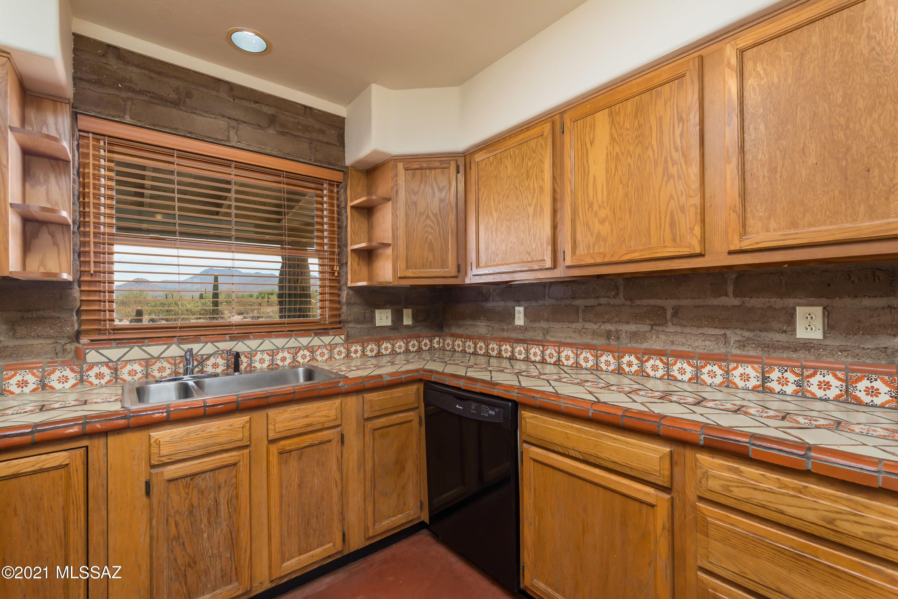 4425 Old Ranch Road Tucson, AZ 85743 - Photo 6 of 50 Gallery Image 6
