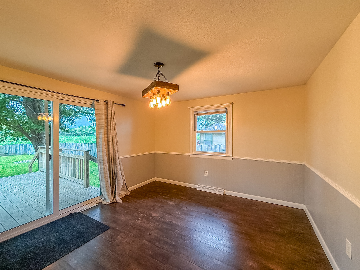 5155 Lake Road Mattoon, IL 61938 - Photo 9 of 39