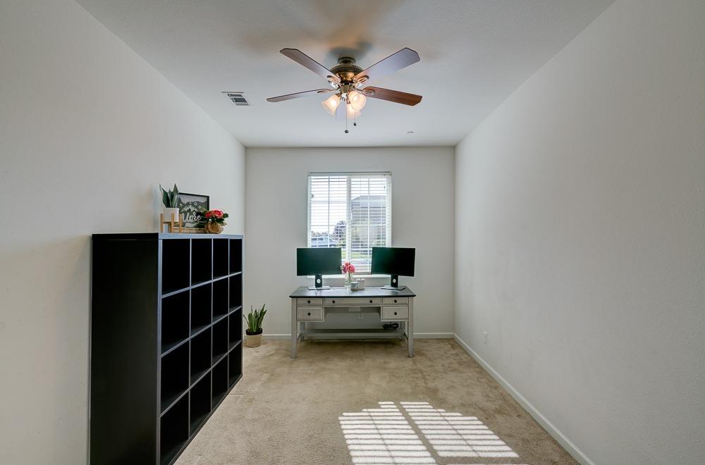 2311 Ranier Way Hanford, CA 93230 - Photo 17 of 39 Gallery Image 17