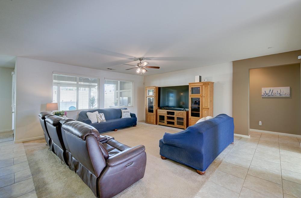 2311 Ranier Way Hanford, CA 93230 - Photo 18 of 39 Gallery Image 18