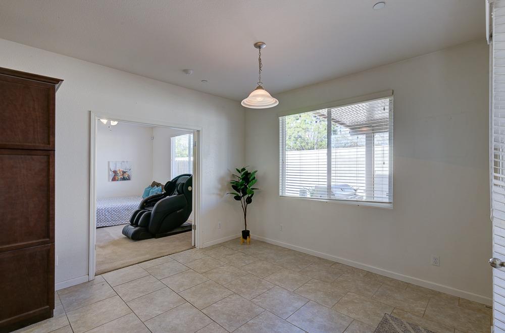2311 Ranier Way Hanford, CA 93230 - Photo 27 of 39 Gallery Image 27