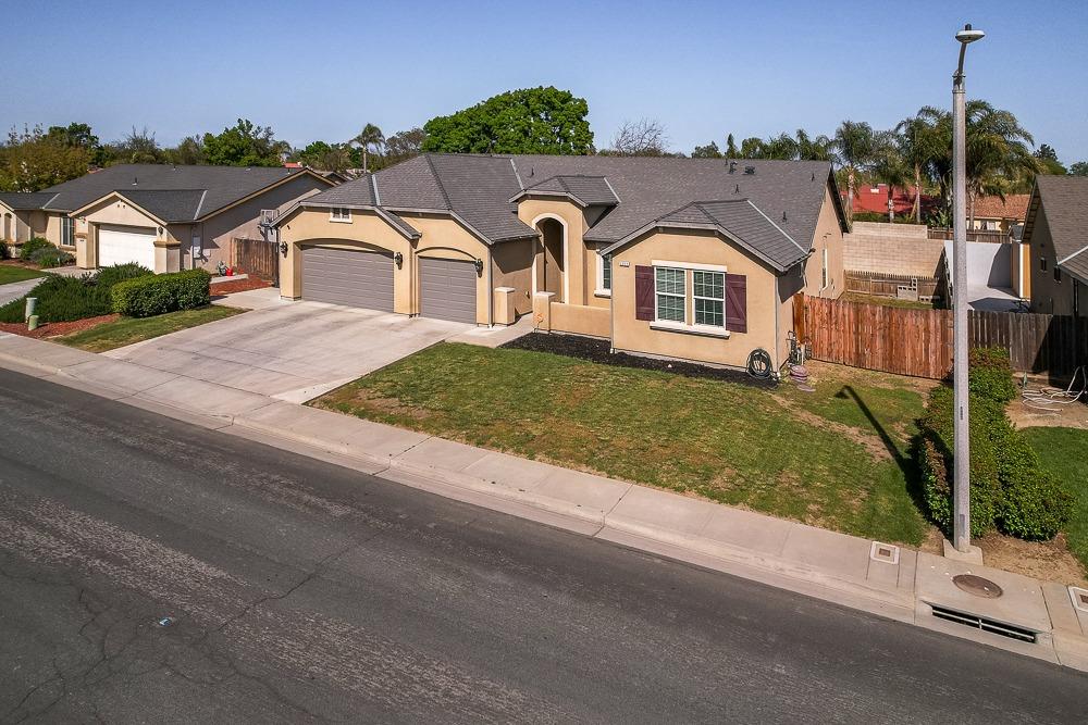 2311 Ranier Way Hanford, CA 93230 - Photo 35 of 39 Gallery Image 35