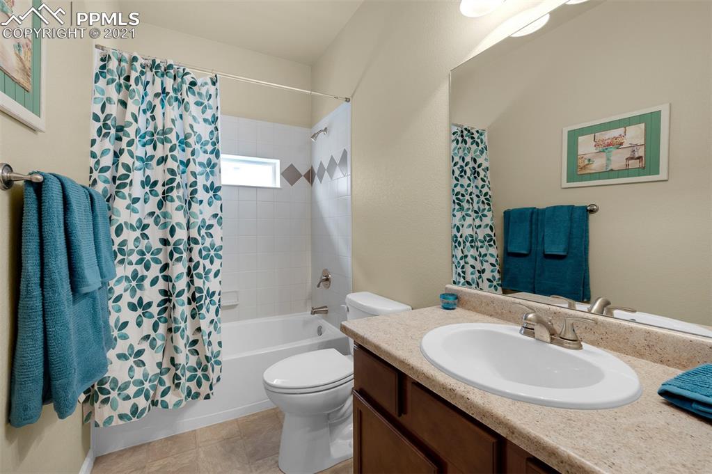 11571 Louvre Point Peyton, CO 80831 - Photo 5 of 34
