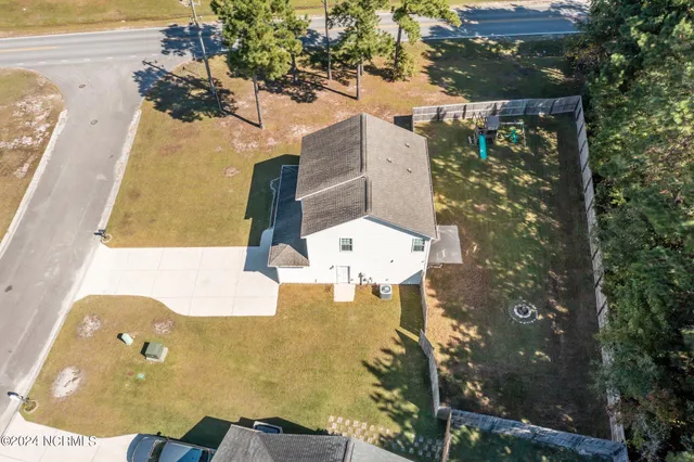 $1,700 | 101 Clymer Court, Hubert, NC 28539