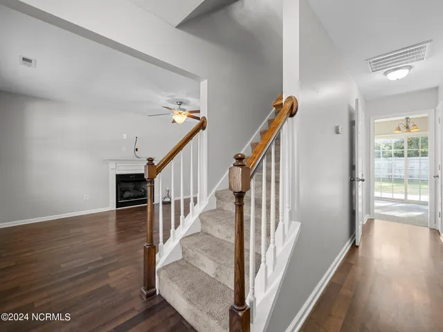 $1,700 | 101 Clymer Court, Hubert, NC 28539