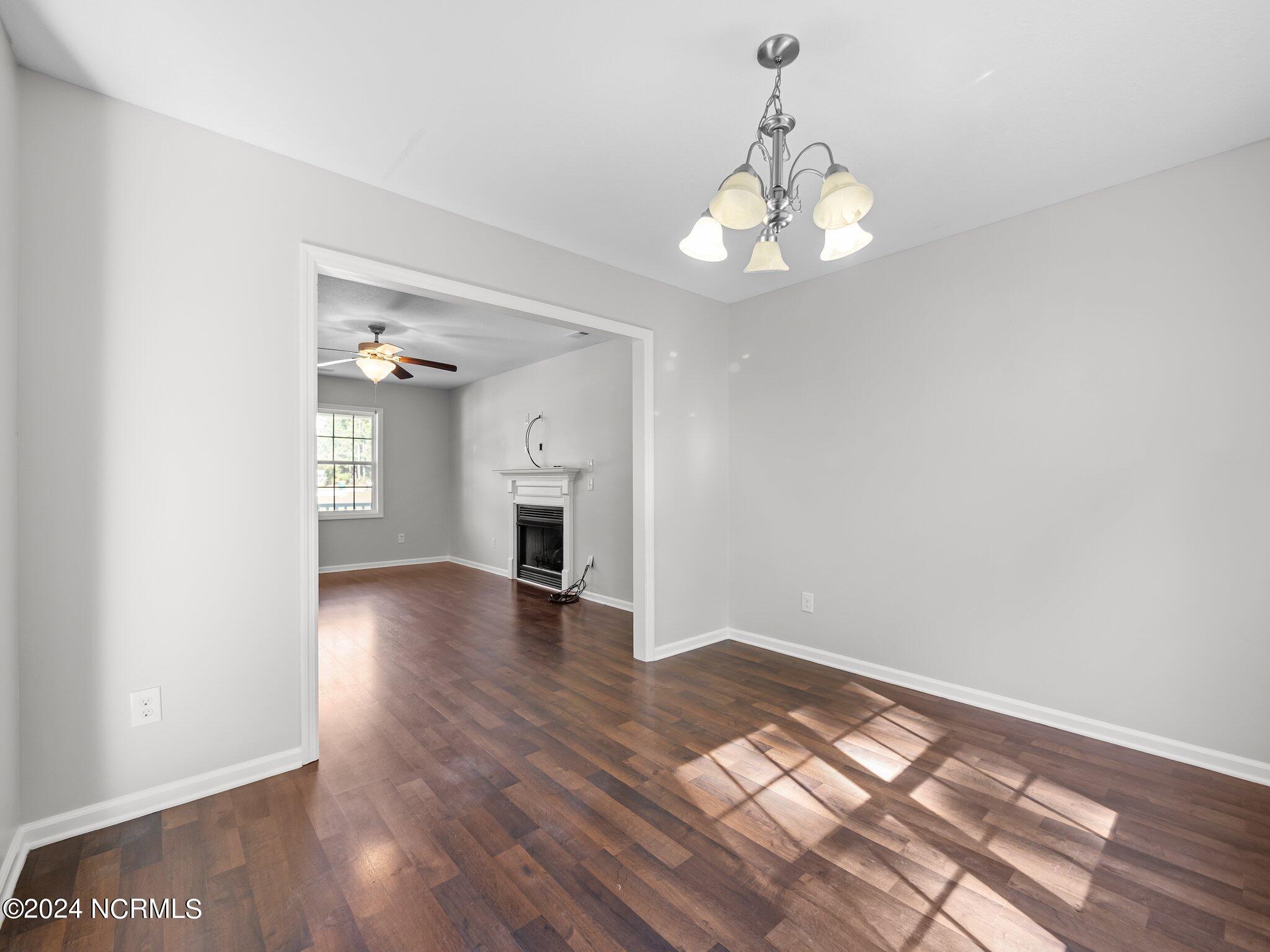 101 Clymer Court Hubert, NC 28539 - Photo 6 of 29 18-web-or-mls-PA180097