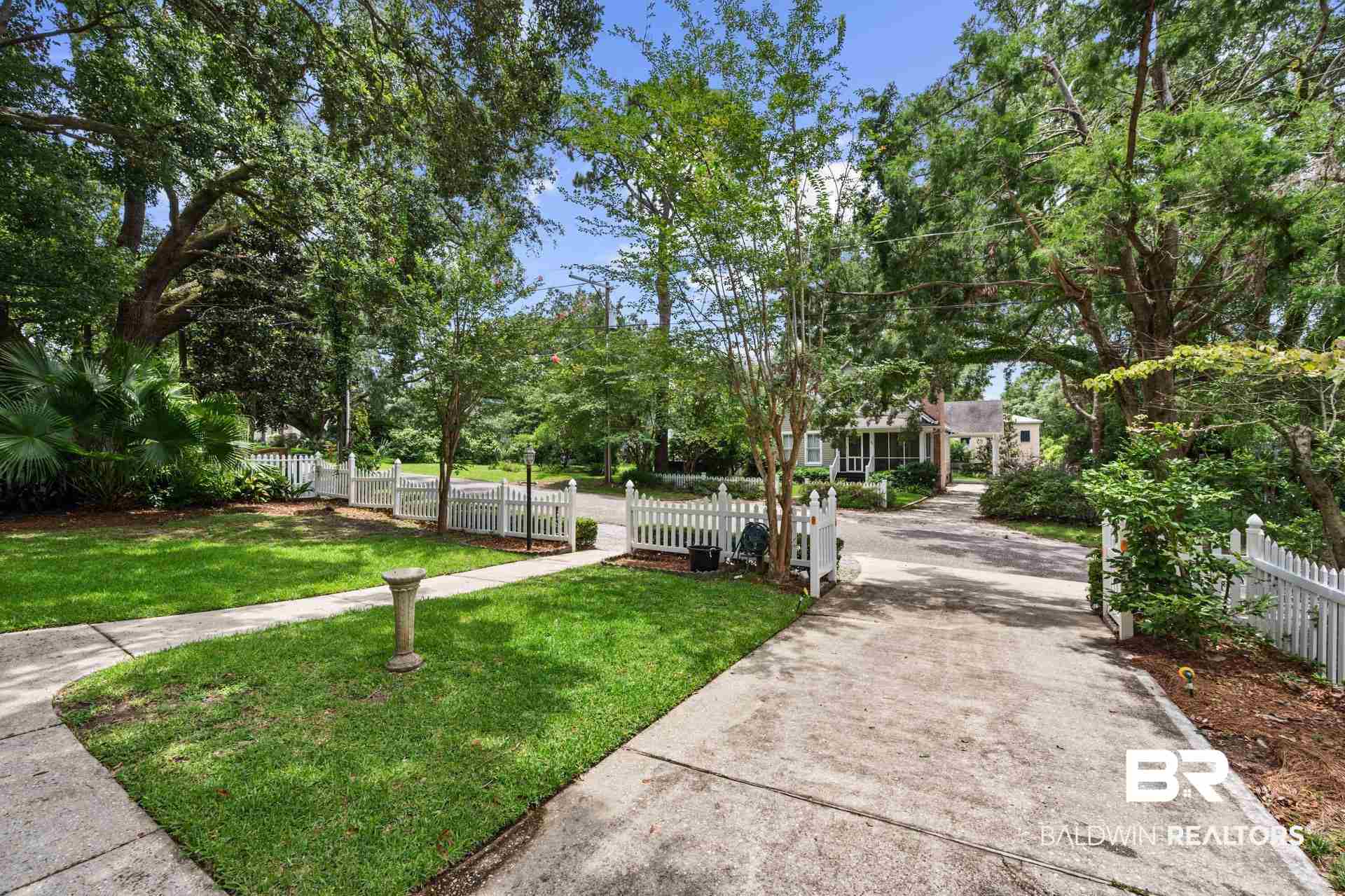 57 Morphy Avenue Fairhope, AL 36532 - Photo 4 of 47