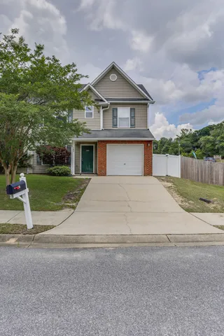 $1,875 | 103 McNair Drive, Crestview, FL 32539