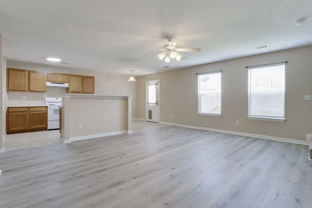 $1,875 | 103 McNair Drive, Crestview, FL 32539