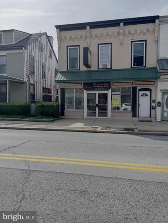 $2,200 | 134 East Lancaster Avenue, Unit 2, Downingtown, PA 19335