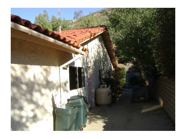 24368 Rutherford Road Ramona, CA 92065 - Photo 14 of 20 EAST SIDE