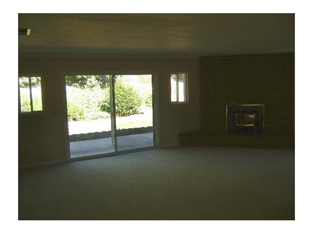 24368 Rutherford Road Ramona, CA 92065 - Photo 5 of 20 FAMILY ROOM