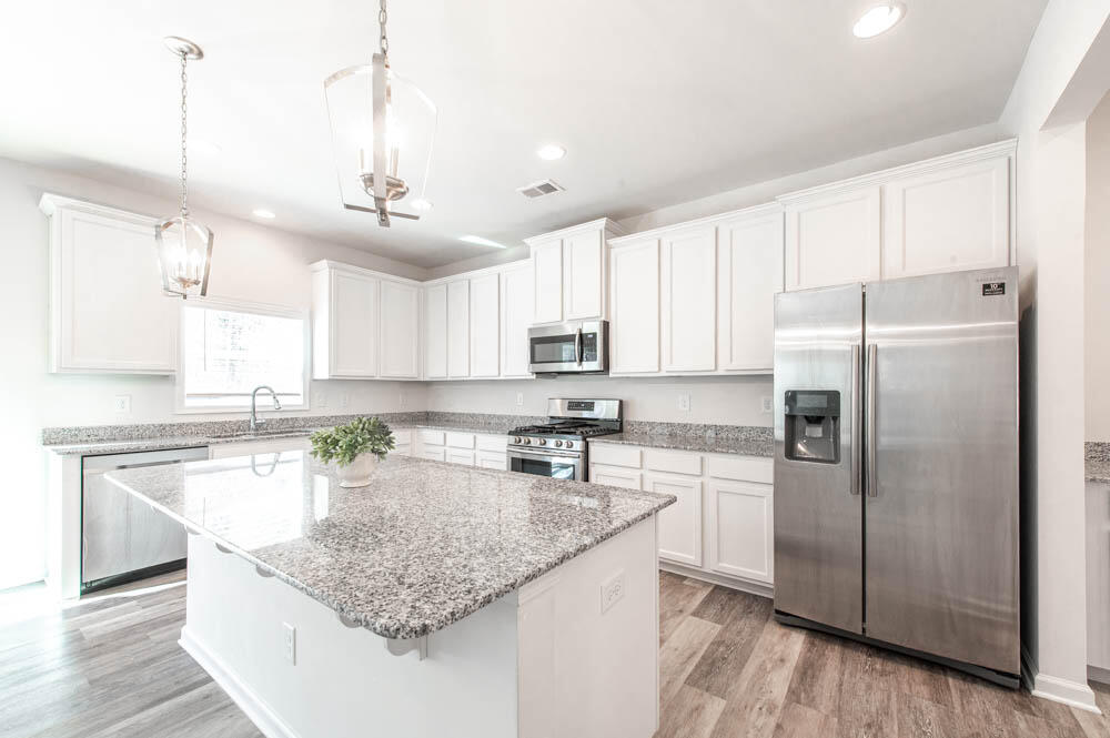 1051 Prides Crossing Aiken, SC 29801 - Photo 5 of 30 Kitchen!