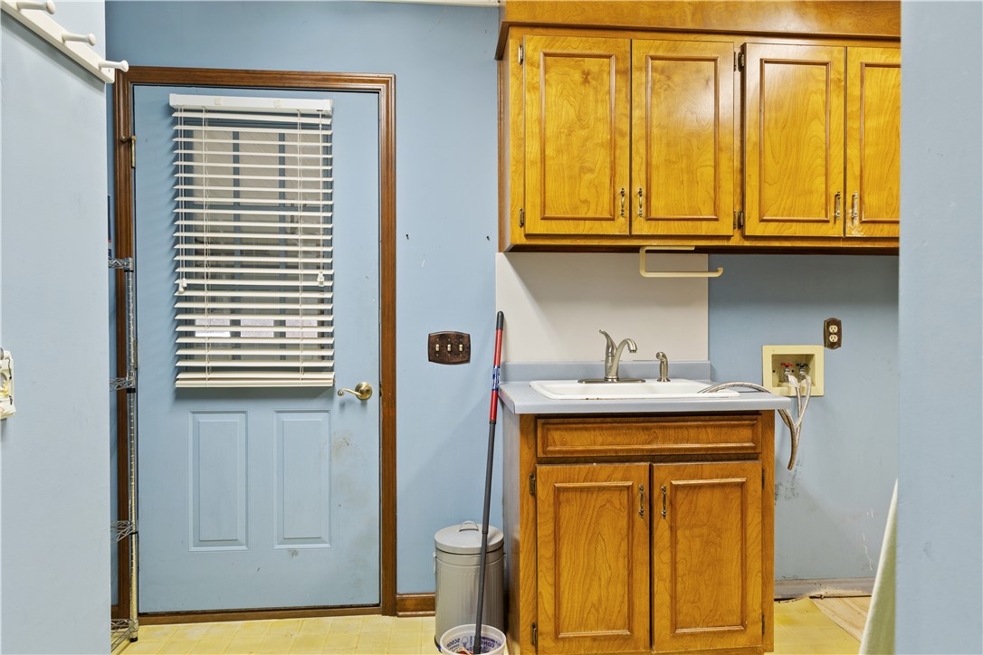 629 Seed Farm Road Westminster, SC 29693 - Photo 14 of 47 Off of the garage