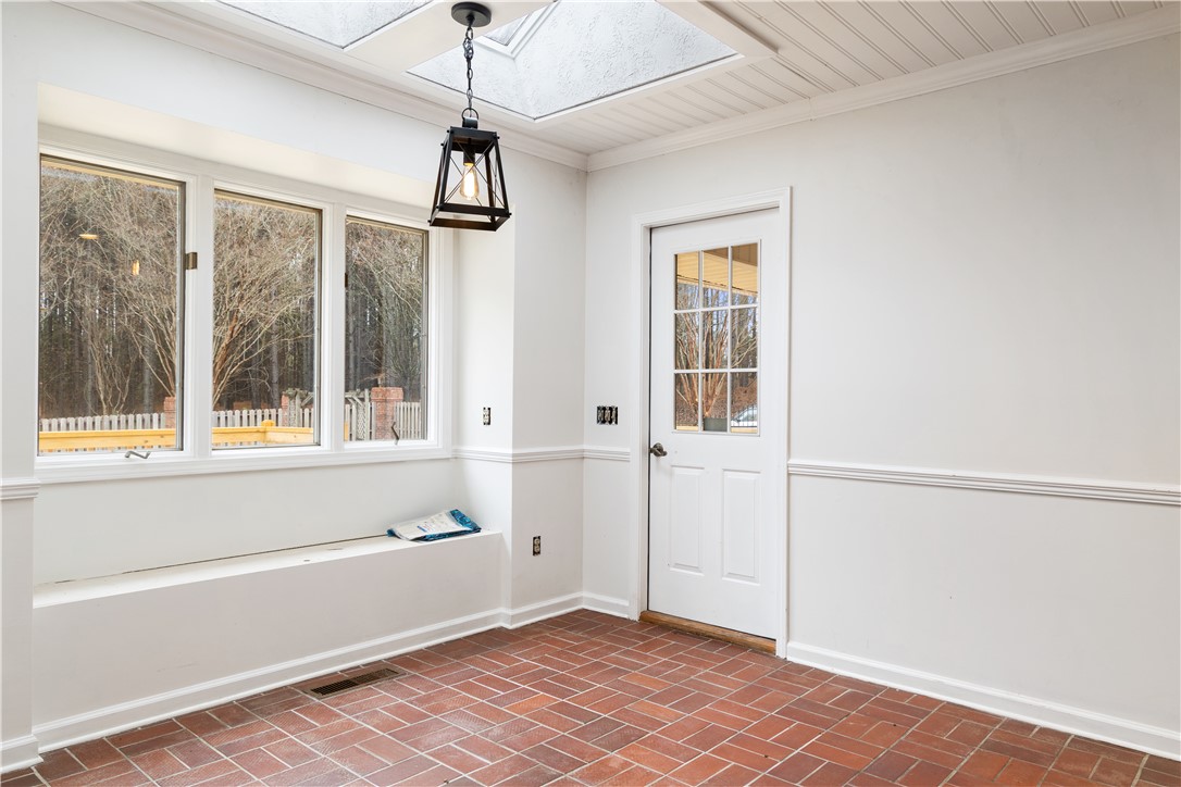 629 Seed Farm Road Westminster, SC 29693 - Photo 8 of 47 Overlooks the pool