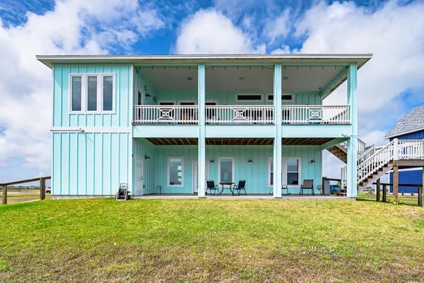 $1,190,000 | 9 Northpointe Drive, Rockport, TX 78382
