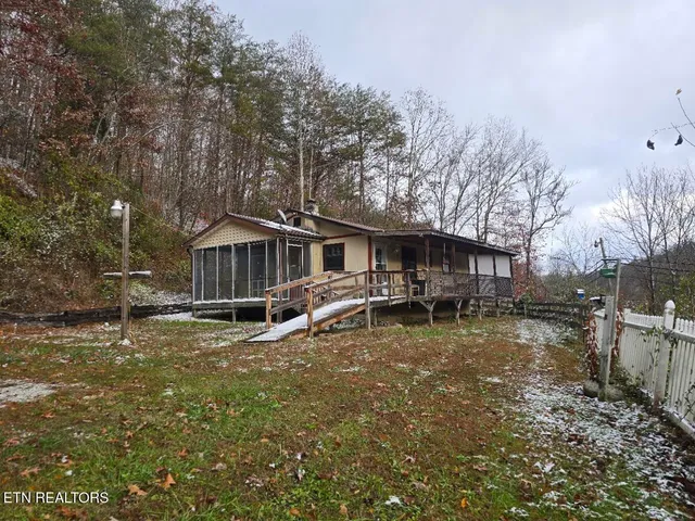 $133,000 | 4753 Baker Highway, Huntsville, TN 37756