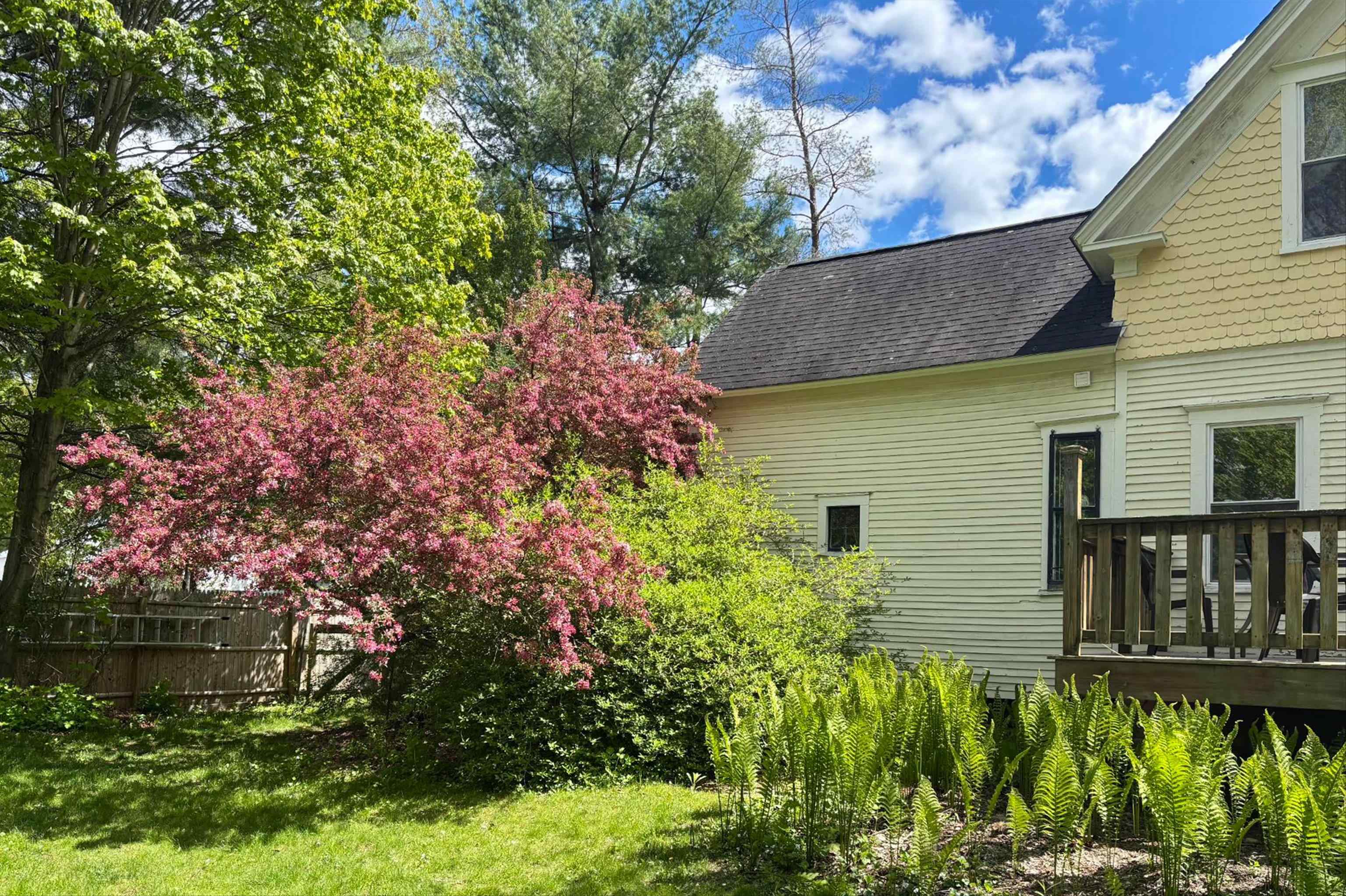 7 Academy Avenue Rockingham, VT 05101 - Photo 37 of 42