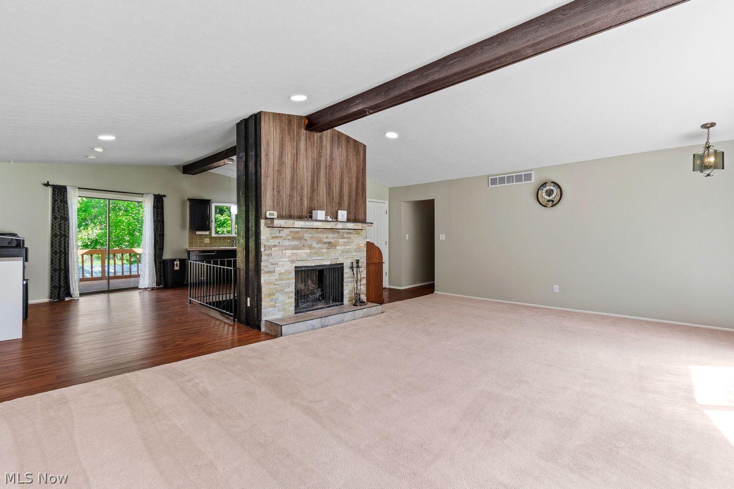 6885 Kepler Road Clinton, OH 44216 - Photo 7 of 38 Upper Level Living/Dining