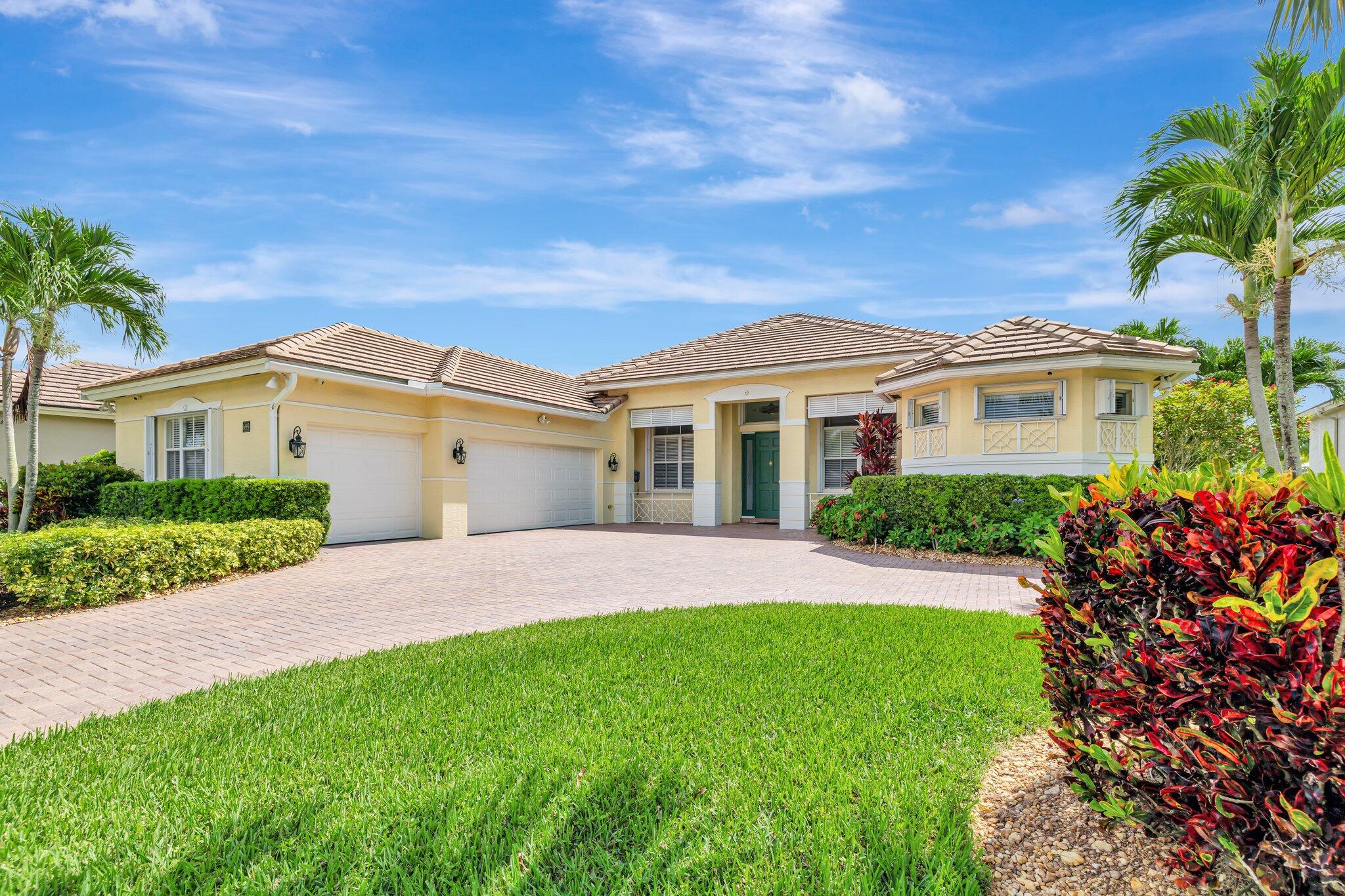 699 Southwest River Bend Circle Stuart, FL 34997 - Photo 2 of 78 Front