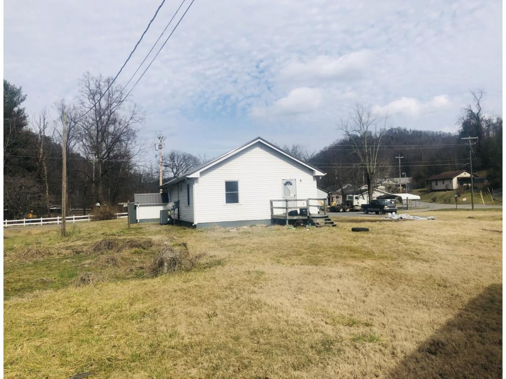 105 Journey's End Road Elizabethton, TN 37643 - Photo 18 of 20 Backyard View from Garage