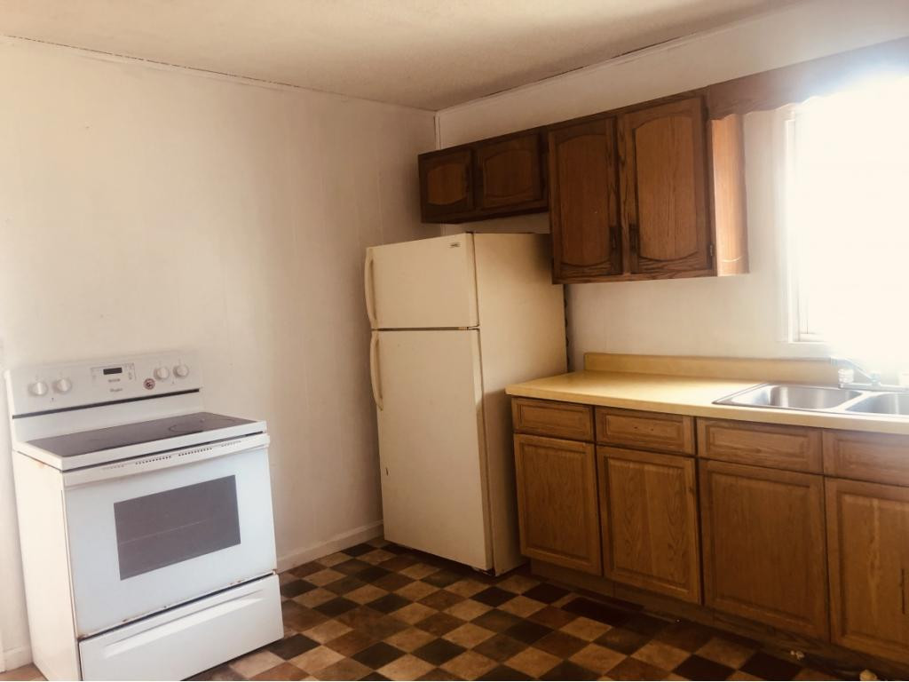 105 Journey's End Road Elizabethton, TN 37643 - Photo 5 of 20 Kitchen