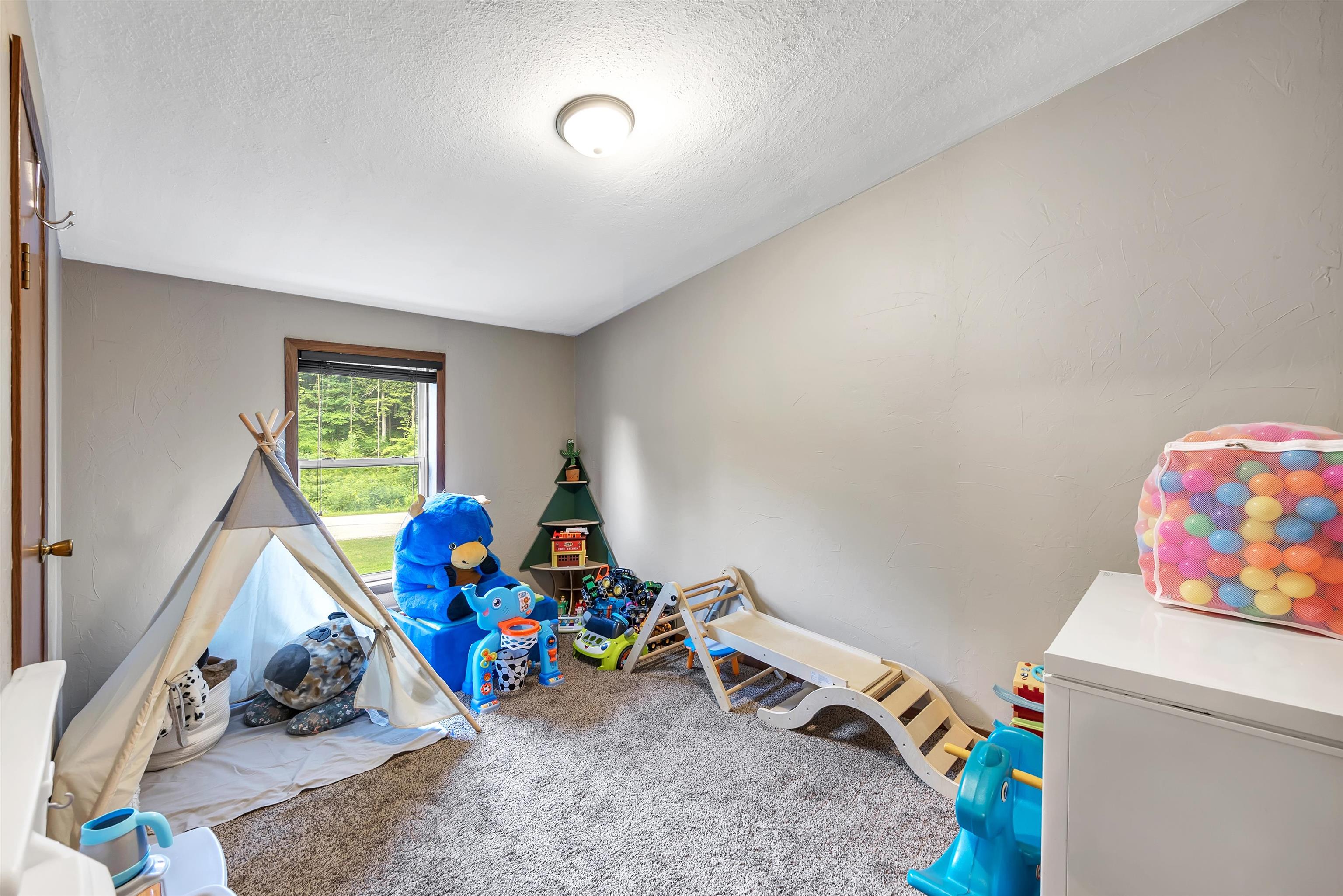 13118 Zander Road Denmark, WI 54208 - Photo 13 of 38