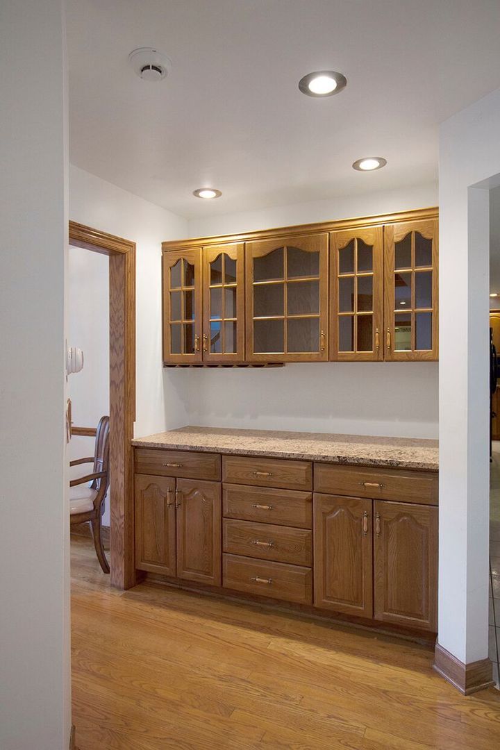 1901 East Burville Road Crete, IL 60417 - Photo 11 of 39 a view of a kitchen with granite countertop cabinets